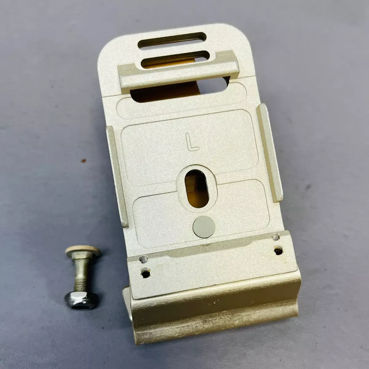 BRACKET LEVER FOR ACH NVG HELMET – FDE